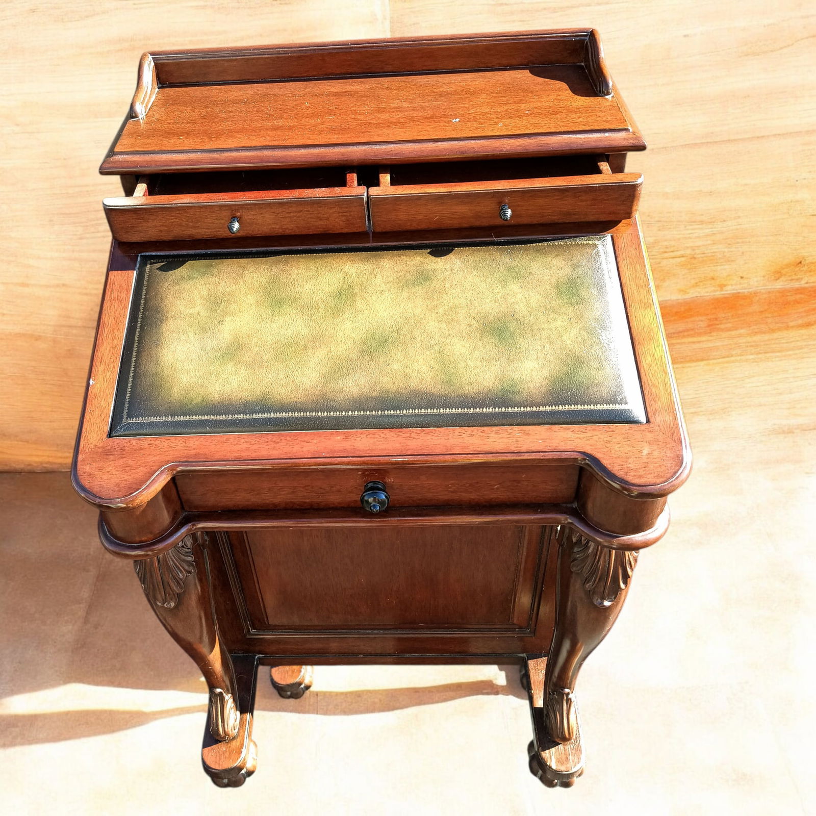 Grosvenor 41 Davenport Desk - 10