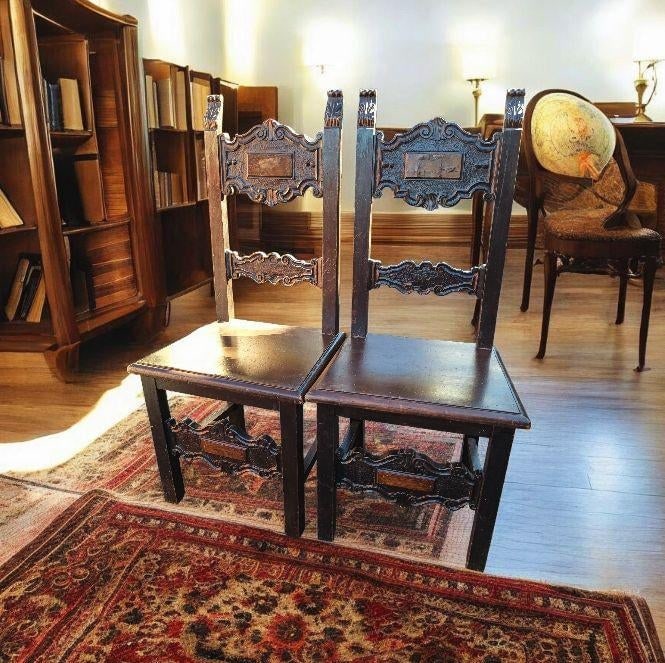 1940s Exquisite Italian Office Desk and Two Perfectly Matched Chairs - 3