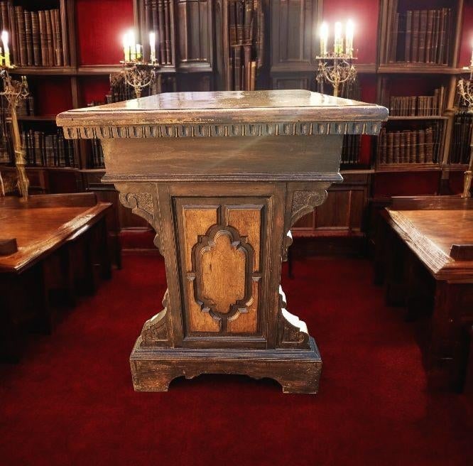 1940s Exquisite Italian Office Desk and Two Perfectly Matched Chairs - 5