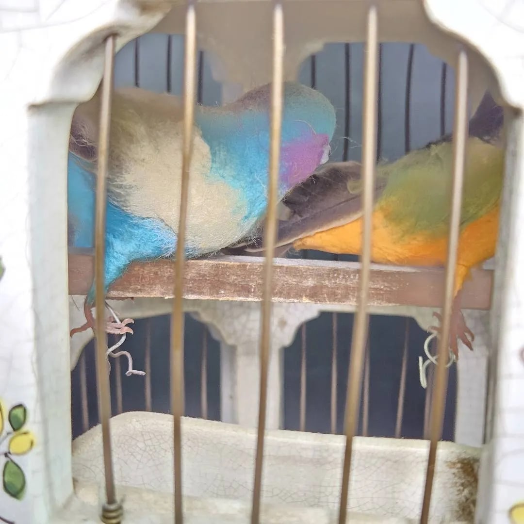 Vintage 18" Italian Majolica Pagoda Birdcage With Birds – Crackle Glaze Florals - 11