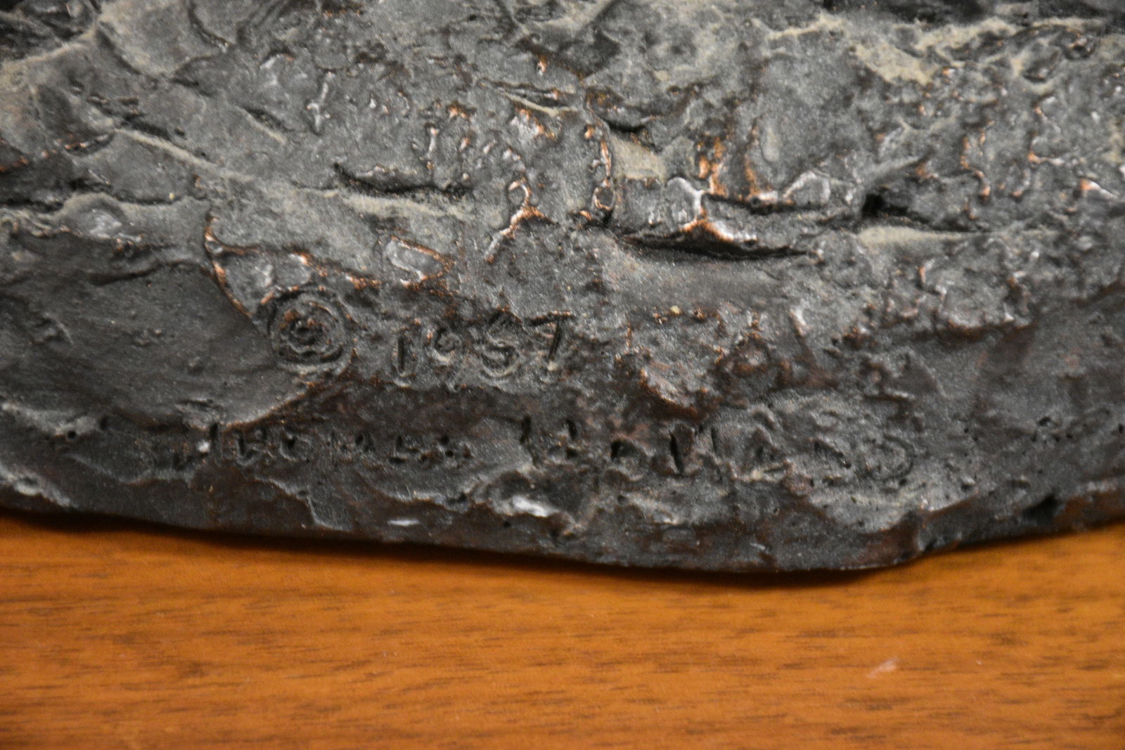 1960s Brutalist Man With a Sling Sculpture Statue by Thomas Holland - 10