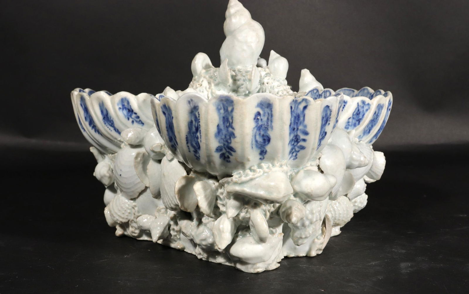 Bow Porcelain Underglaze Blue & White Shell Sweetmeat Stand - 10