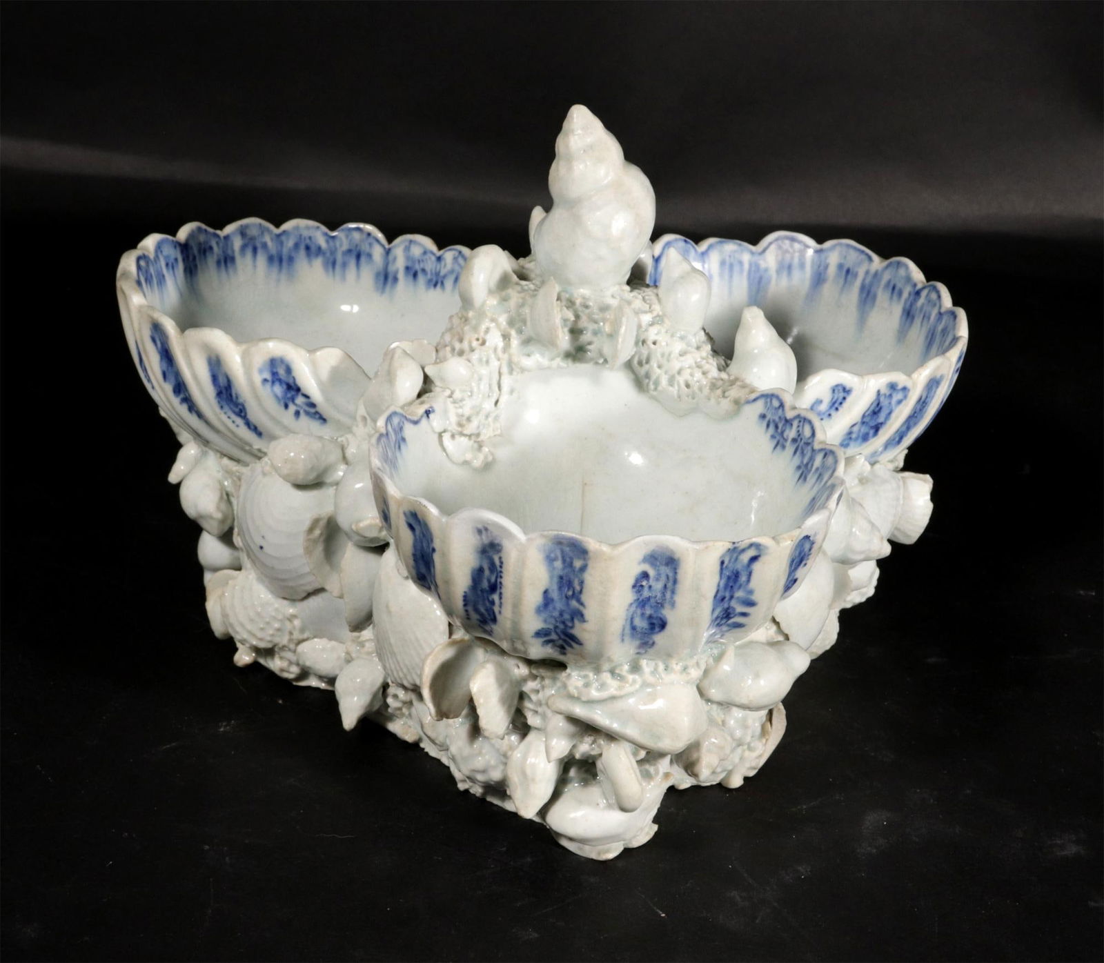 Bow Porcelain Underglaze Blue & White Shell Sweetmeat Stand - 8