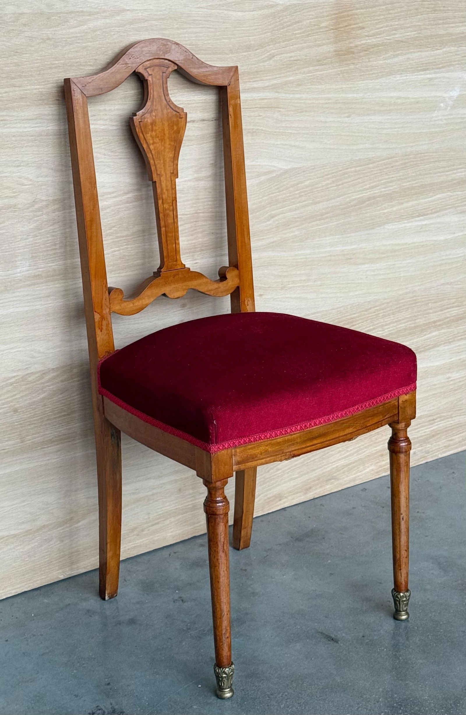 Early 20th Century Late Victorian Oak Ladderback Dining Side Chair with Red Velvet Seat - 17