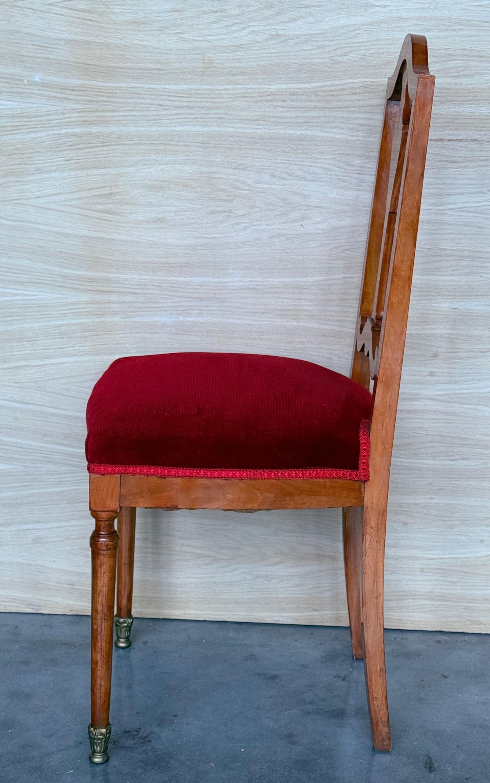 Early 20th Century Late Victorian Oak Ladderback Dining Side Chair with Red Velvet Seat - 2