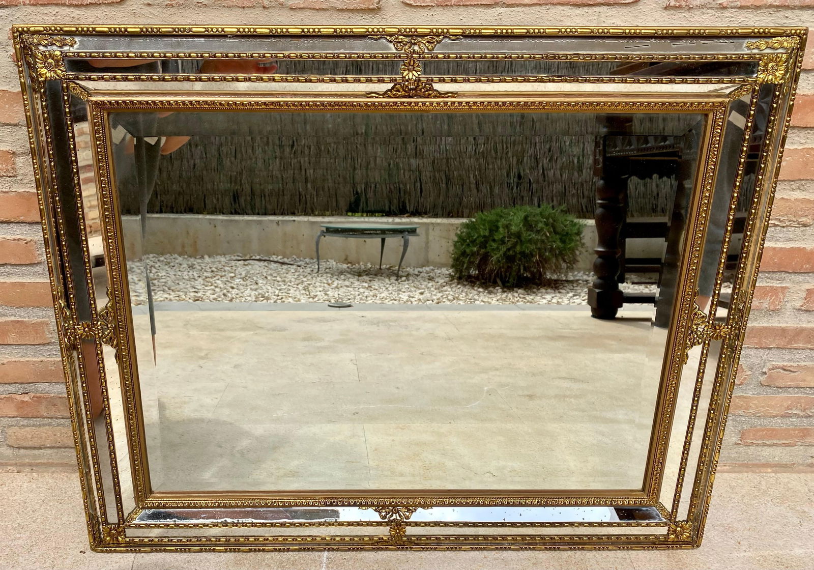 French Directoire Gilded Carved Wood Wall Mirror, 1940s - 16