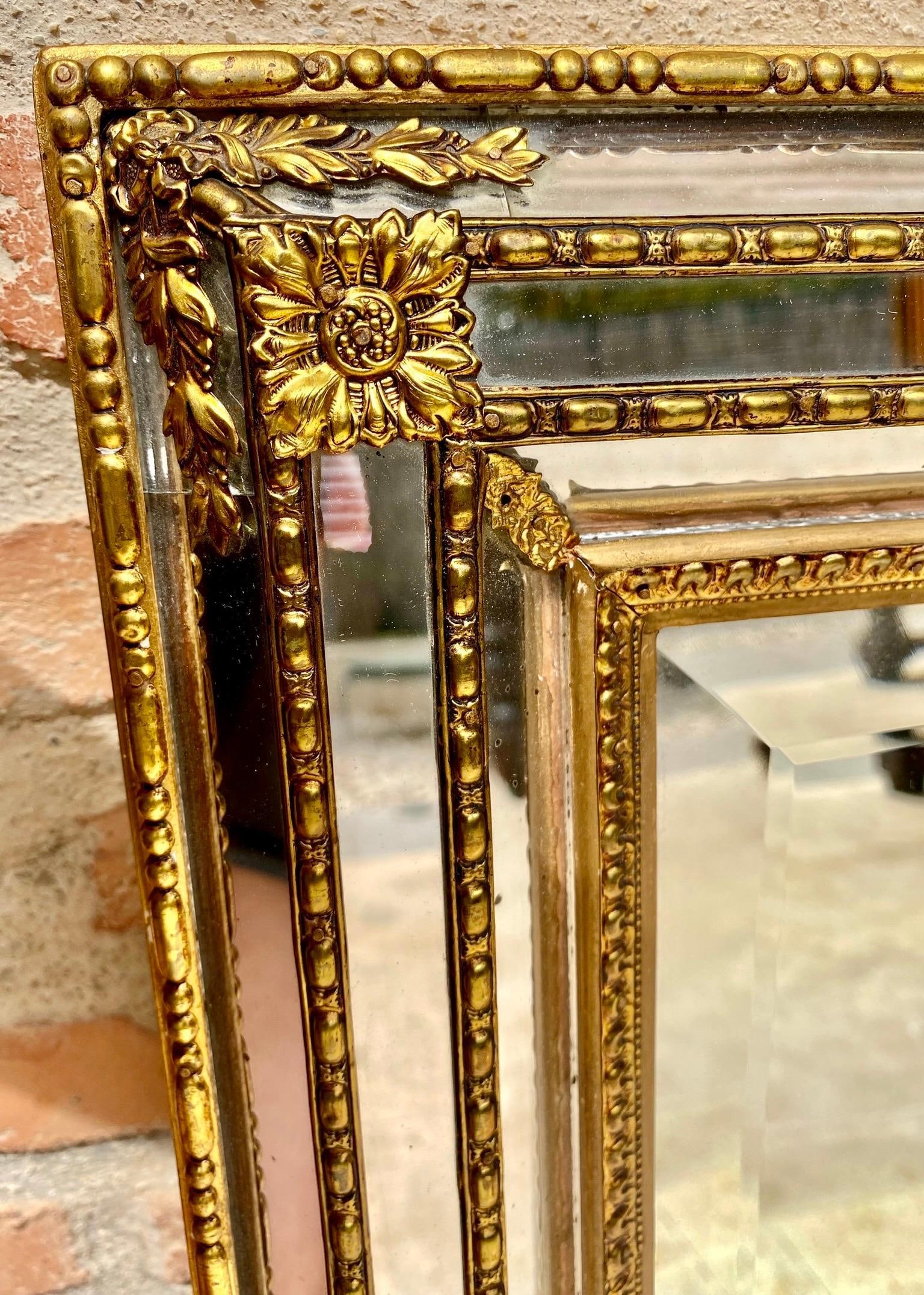 French Directoire Gilded Carved Wood Wall Mirror, 1940s - 7