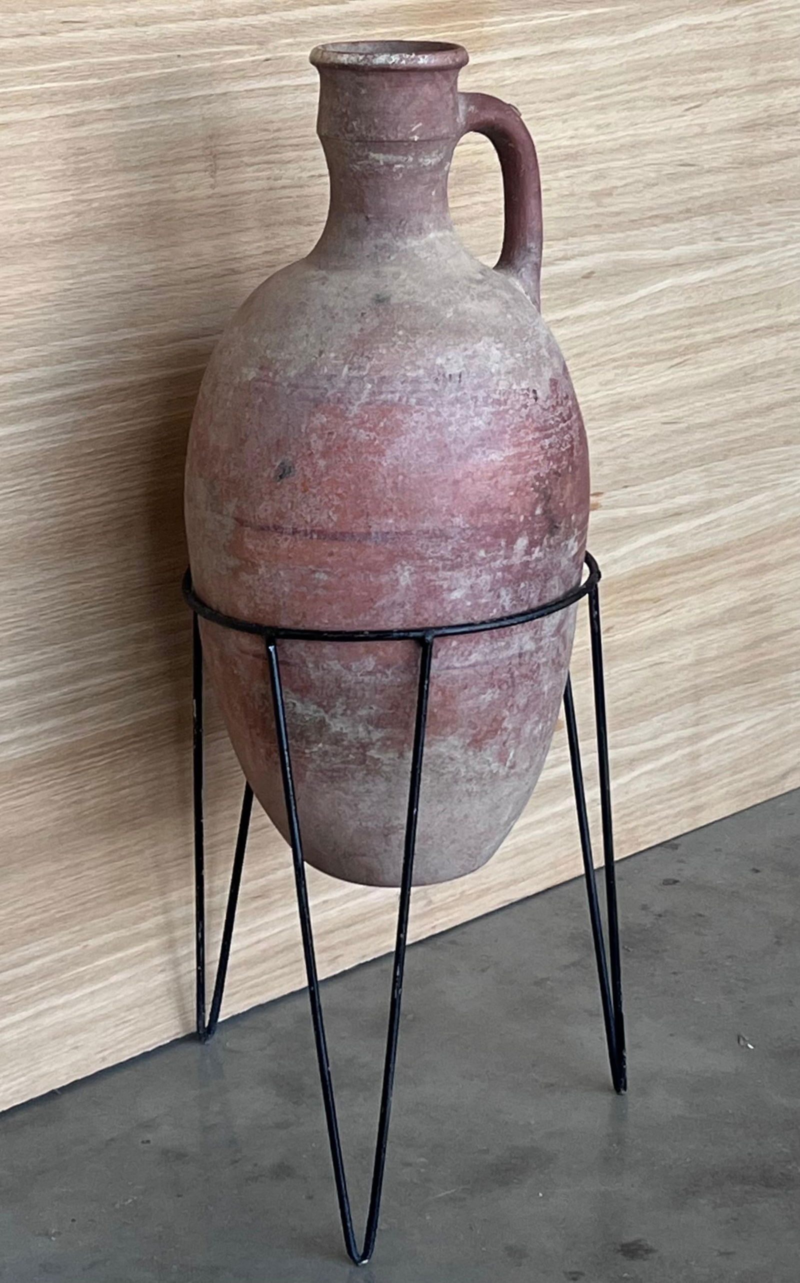 1890 Terracotta Amphora Vase or Jar with handle with metal support - 10