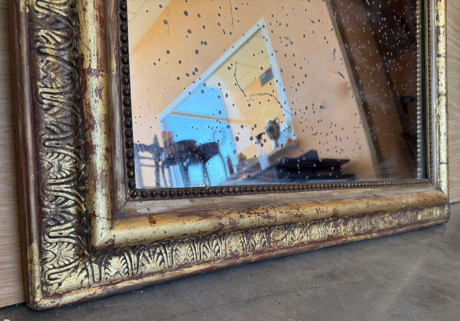 French 19th Century Large Vertical Gold Gilt Mirror with Floral crest - 13