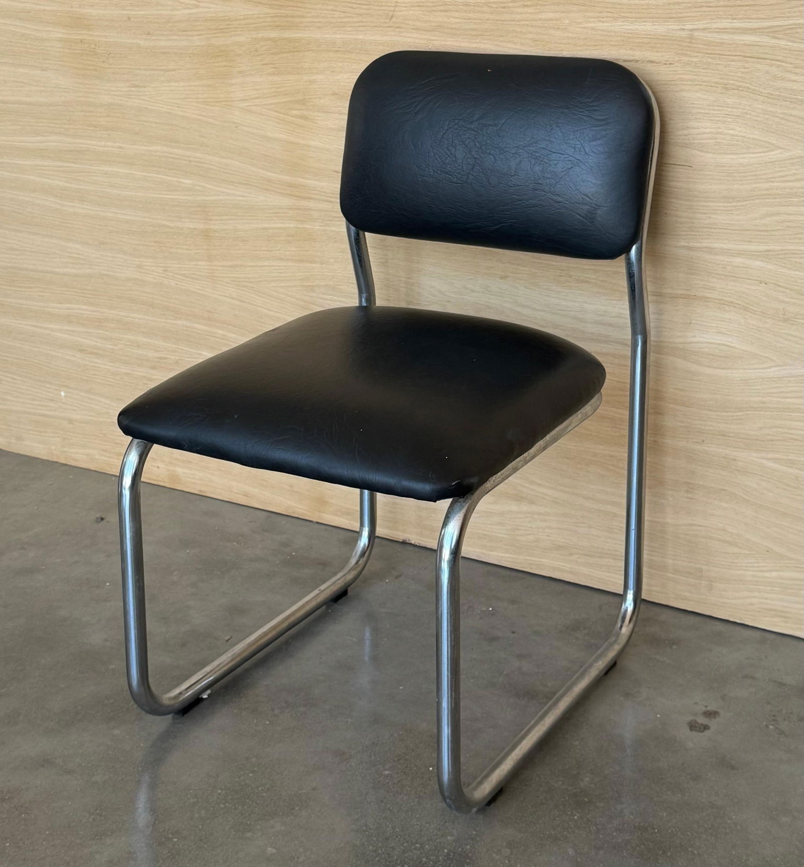 Set of Six Cantilever Chars in Leather and Steel, 1970s - 18