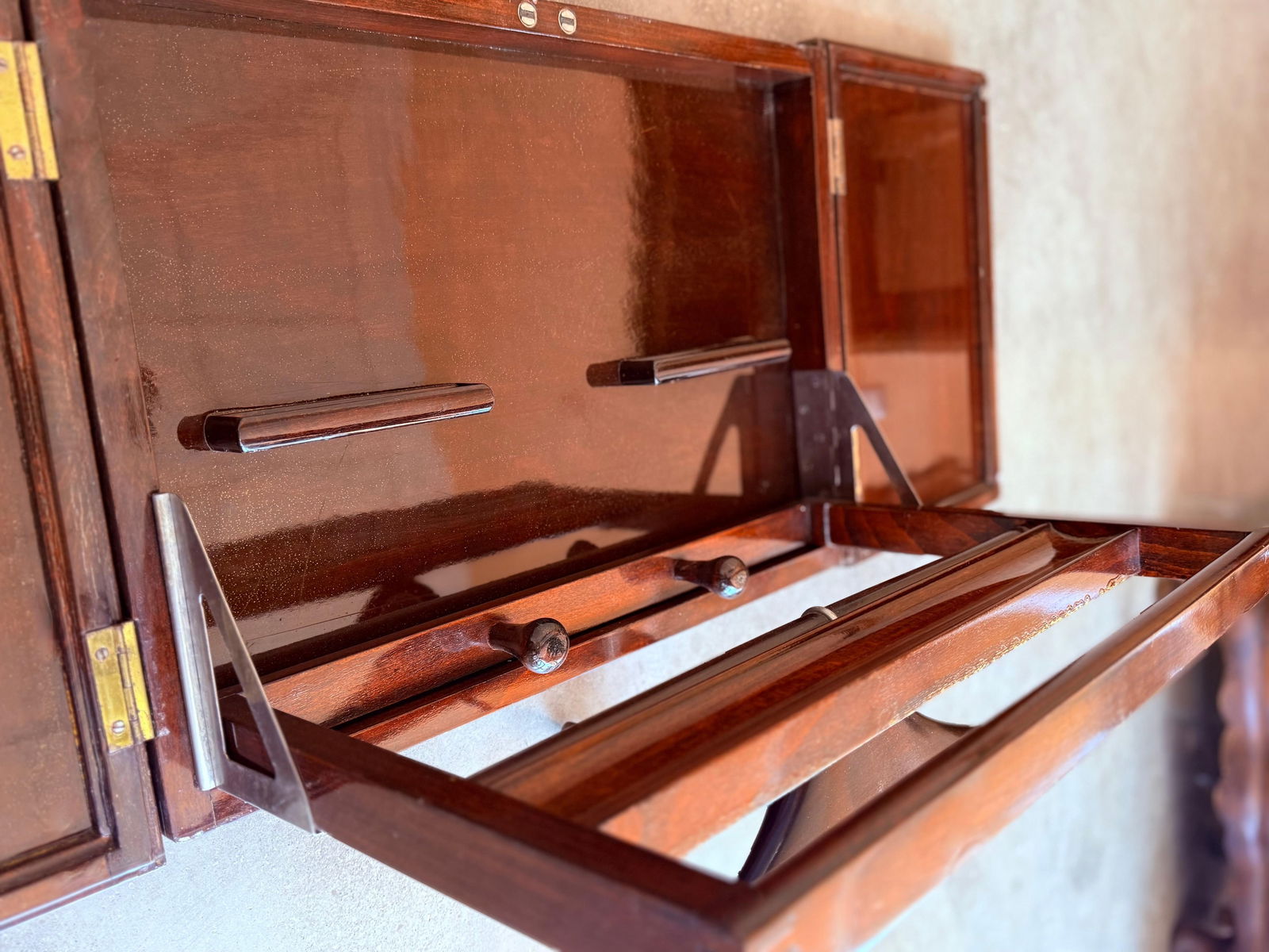 Mid Century Modern Italian Foldable Valet in Mahogany with Hanger - 8