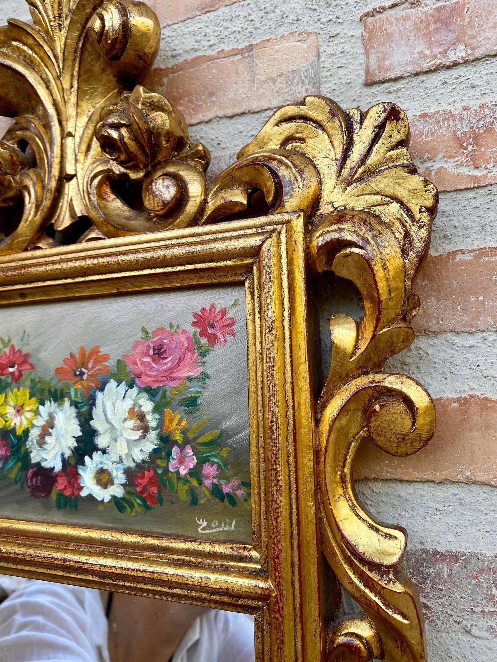 French Gilt Carved Wall Mirror in French Rococo Style with Oil Painting of Flora - 11
