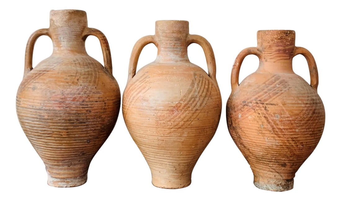 19th Century Set of Three Picher "Cantaro" from Calanda, Spain, Terracotta Vase (1 of 18)
