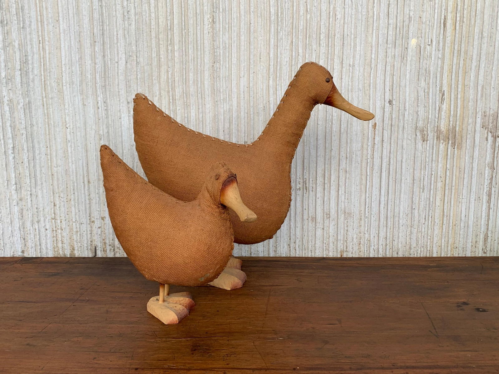 Midcentury Pair of Wicker Woven Ducks with Wood Details - 18