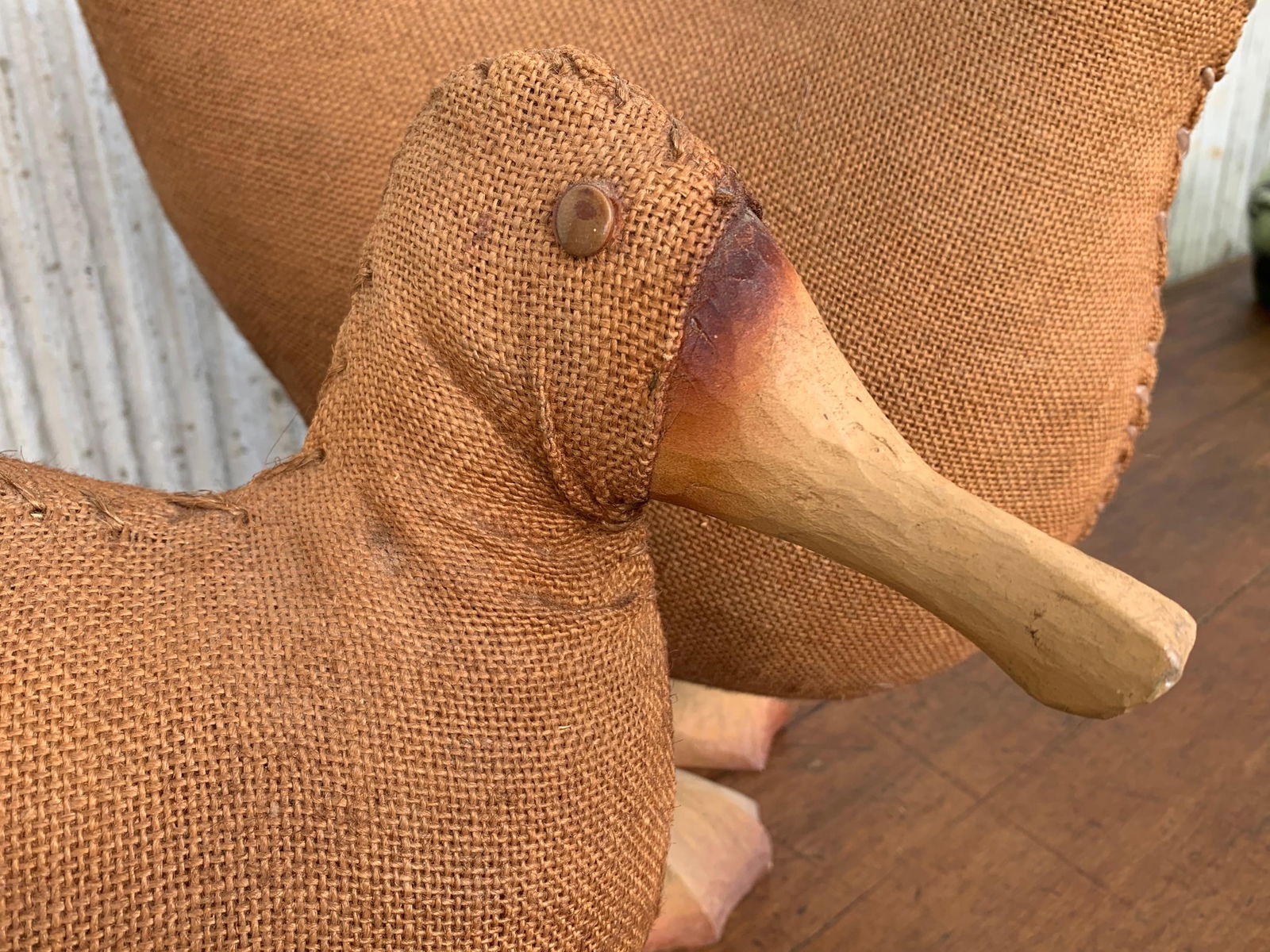 Midcentury Pair of Wicker Woven Ducks with Wood Details - 6