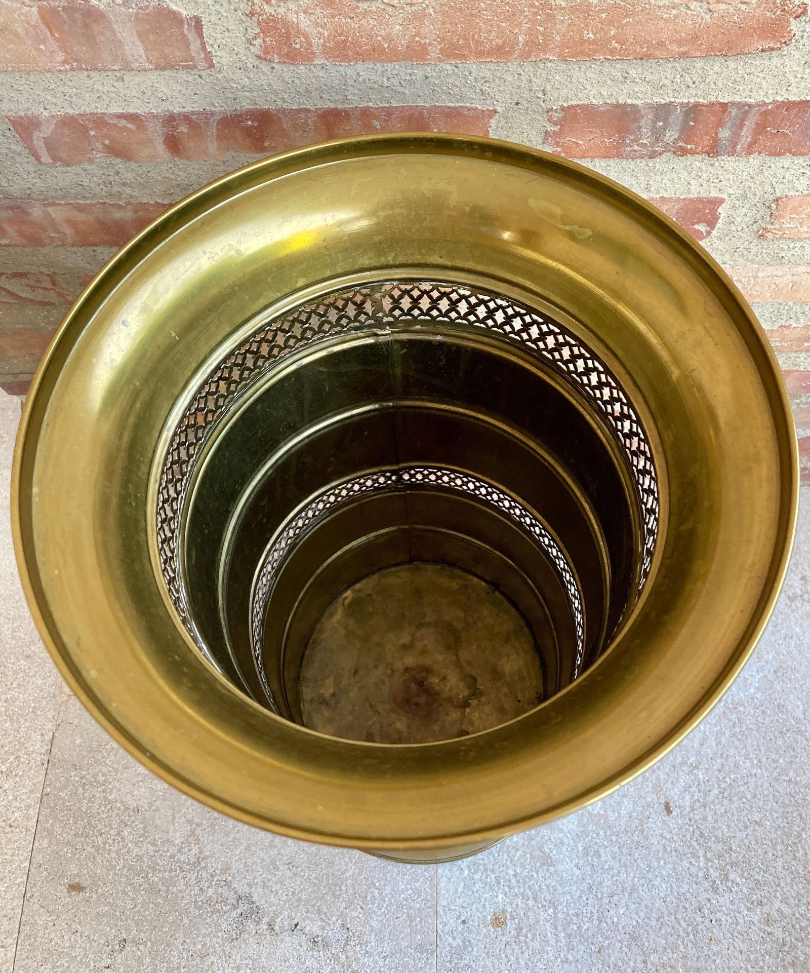 20th Century Round Brass Umbrella Stand - 13