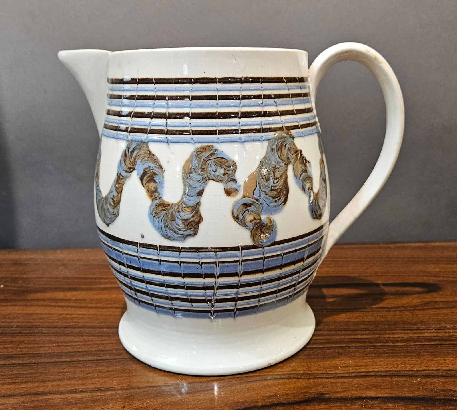 English Mocha Pottery Creamware Earthworm Jug - 6