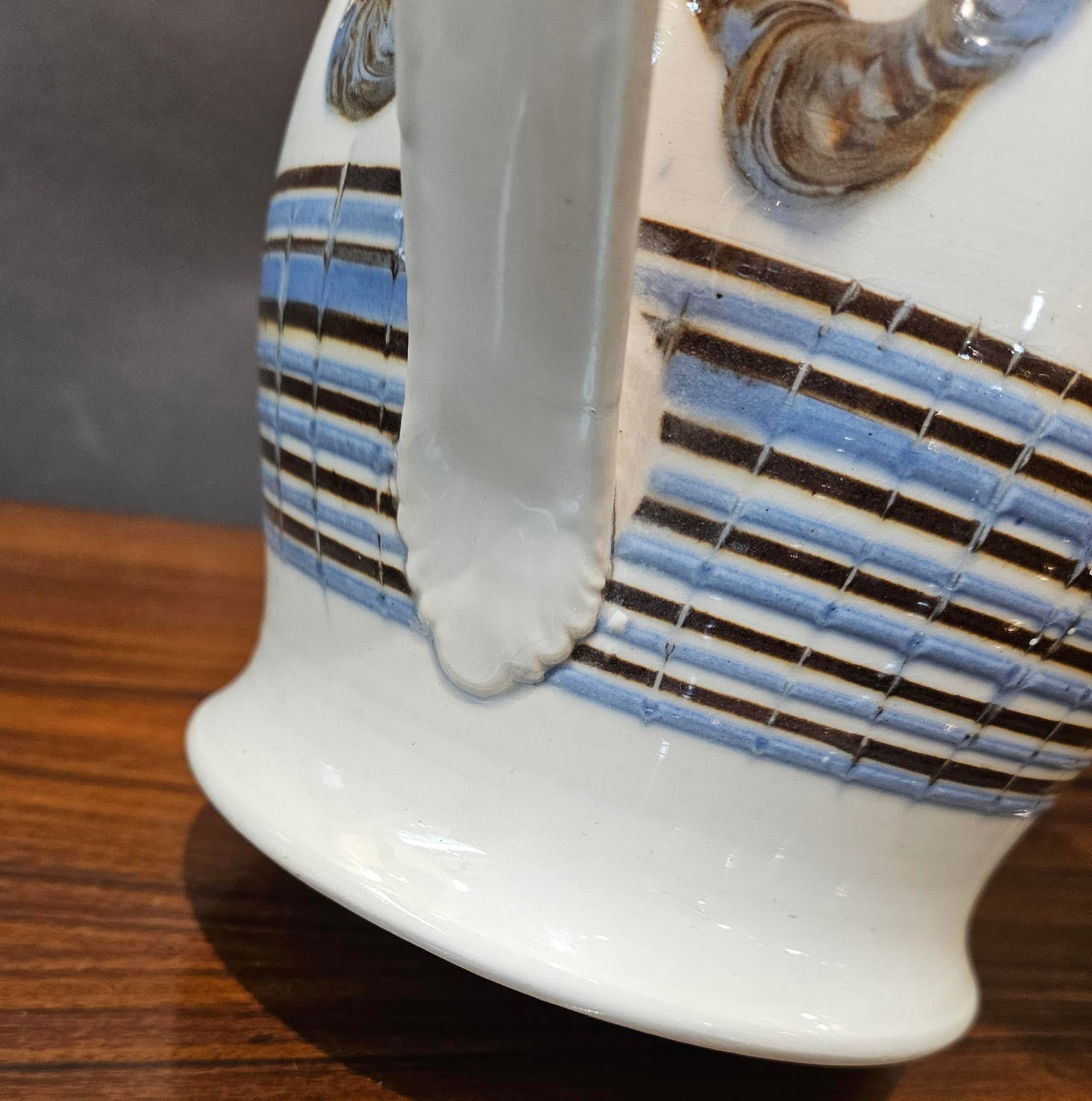 English Mocha Pottery Creamware Earthworm Jug - 9