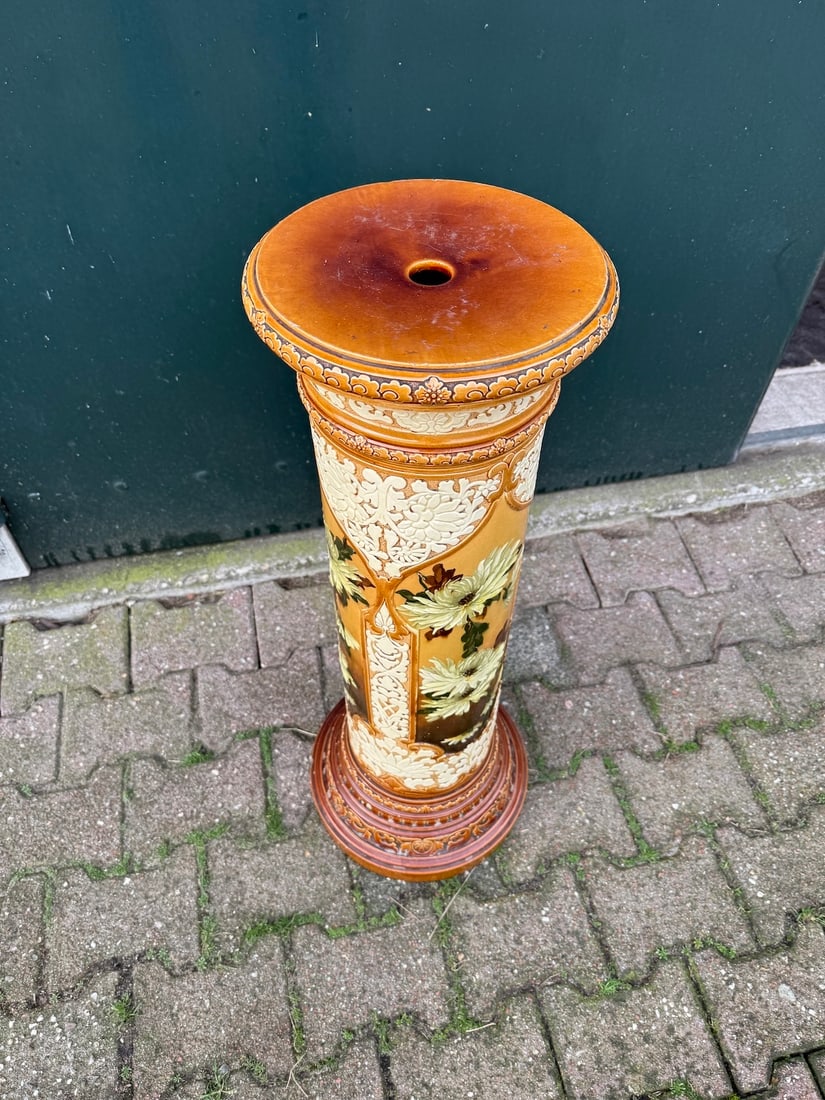 1913 English Porcelain Pedestal Floral Cream Antique Column - 3