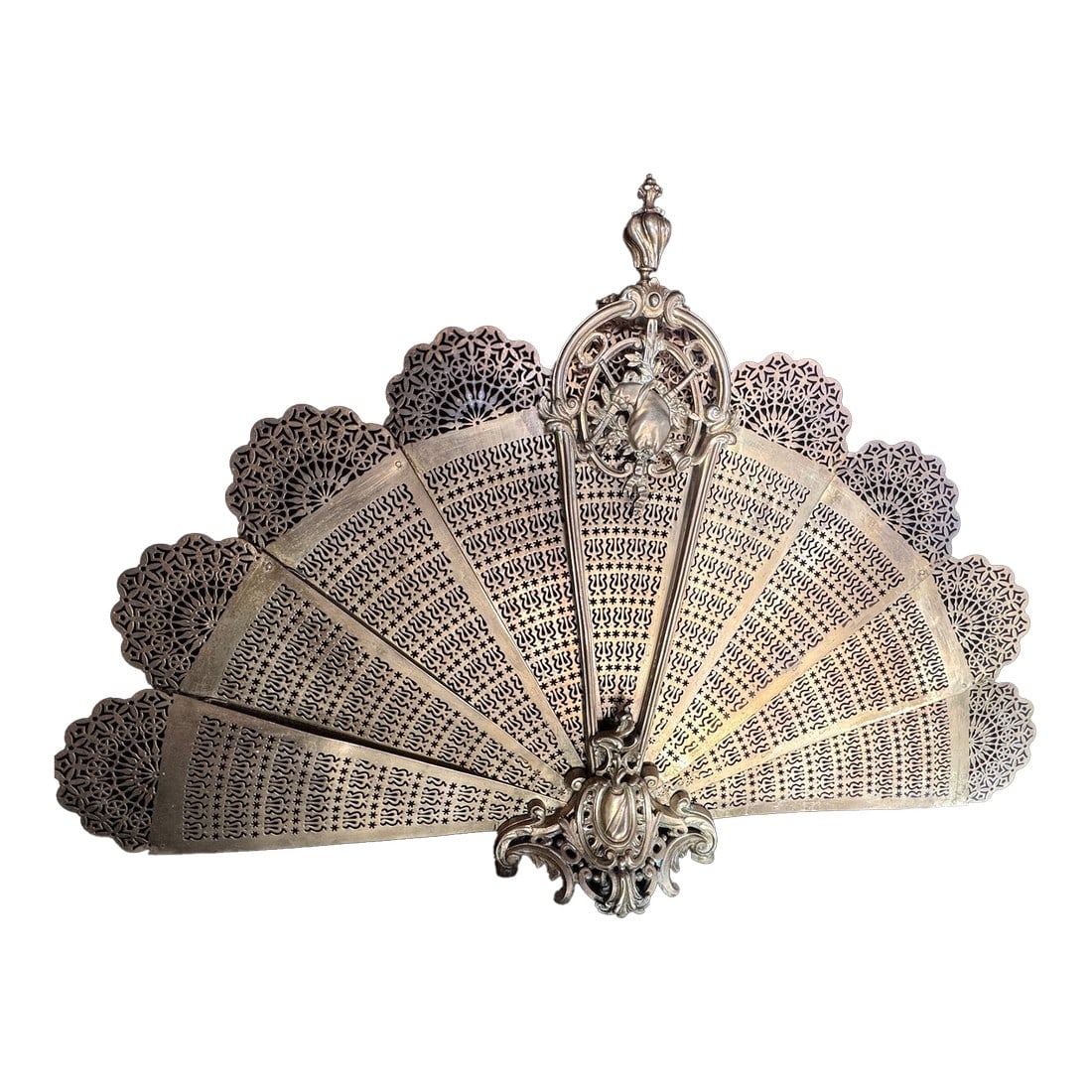 19th C French Louis XVI Gold Gilt Bronze Fireplace Screen 1 Pc: 19th Century French Louis XVI Style Fireplace Screen Date/Period: 1860–1880 Maker/Brand: French, Maker Unknown Style: Louis XVI Color: Gold Material: Gilt Bronze Category: Fireplace Screen /