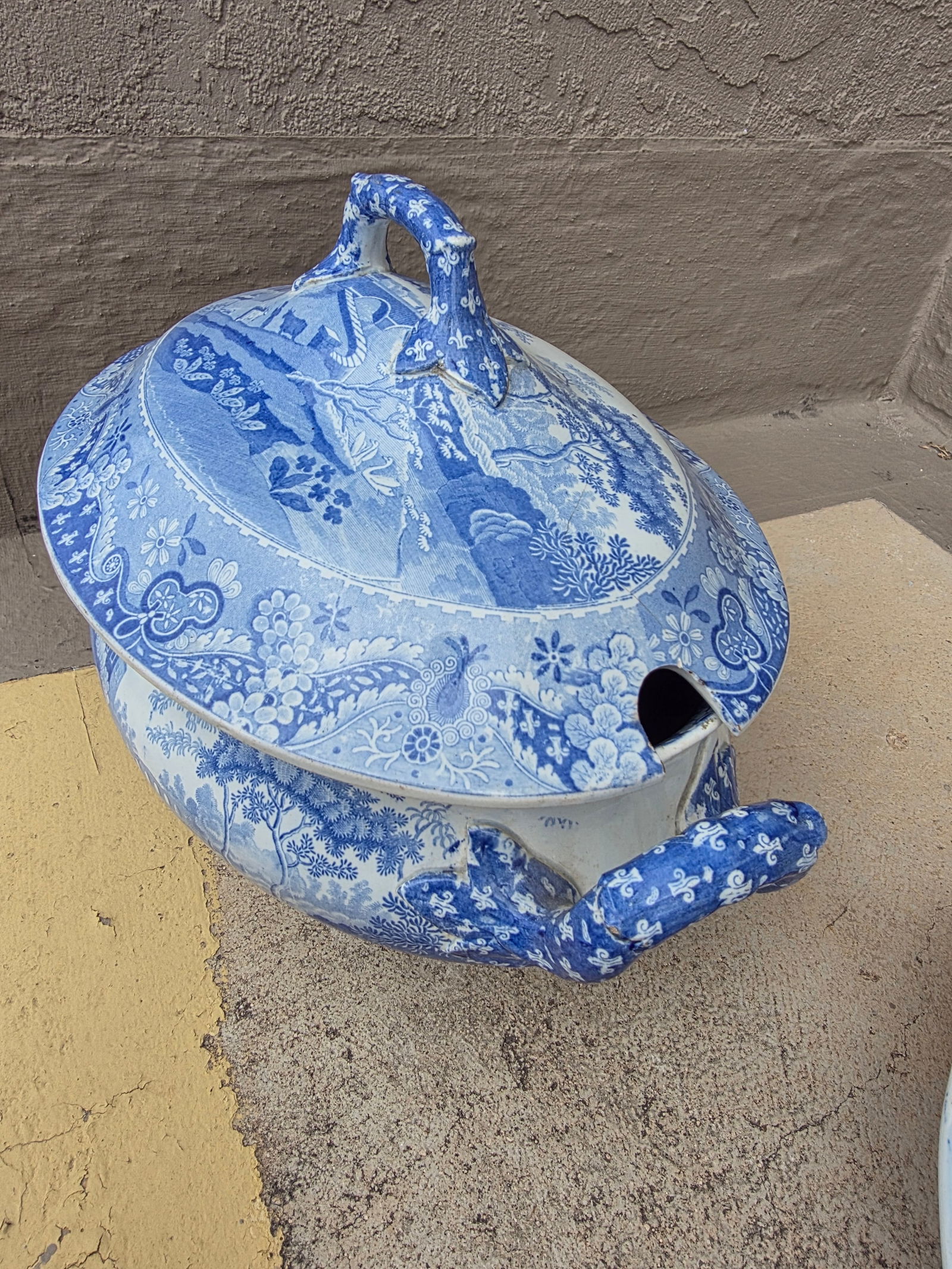Blue and White Spode Tureen With Under Plate - 10