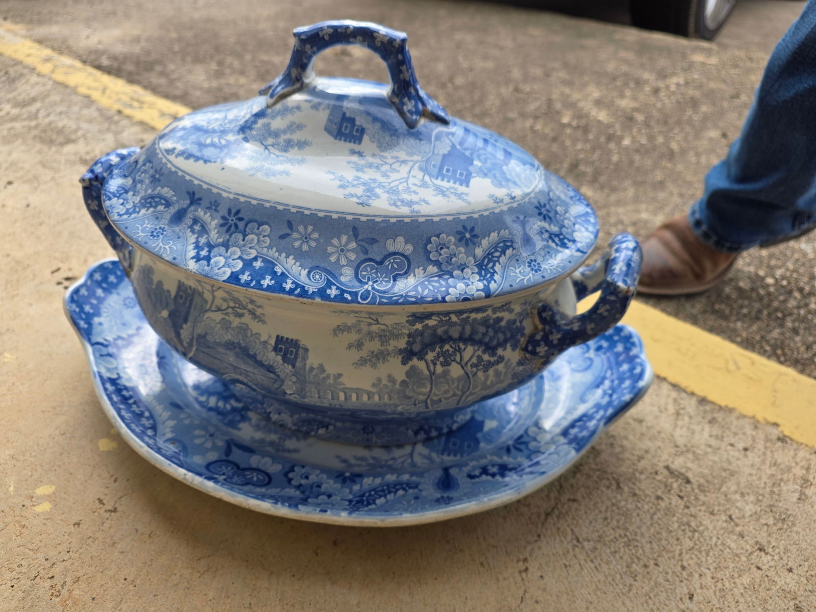 Blue and White Spode Tureen With Under Plate - 2