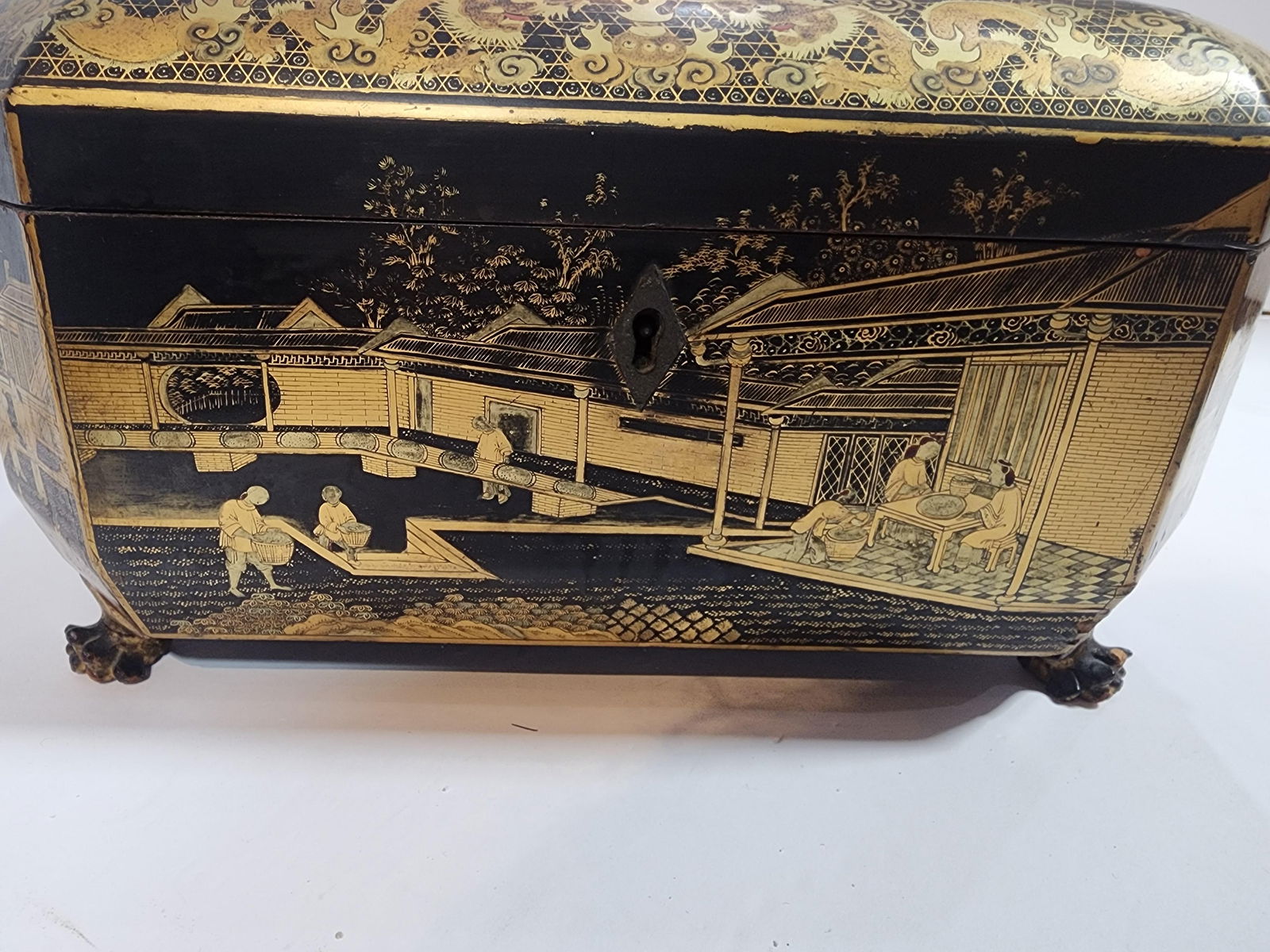 19th Century Chinese Gold and Black Lacquer Box - 4