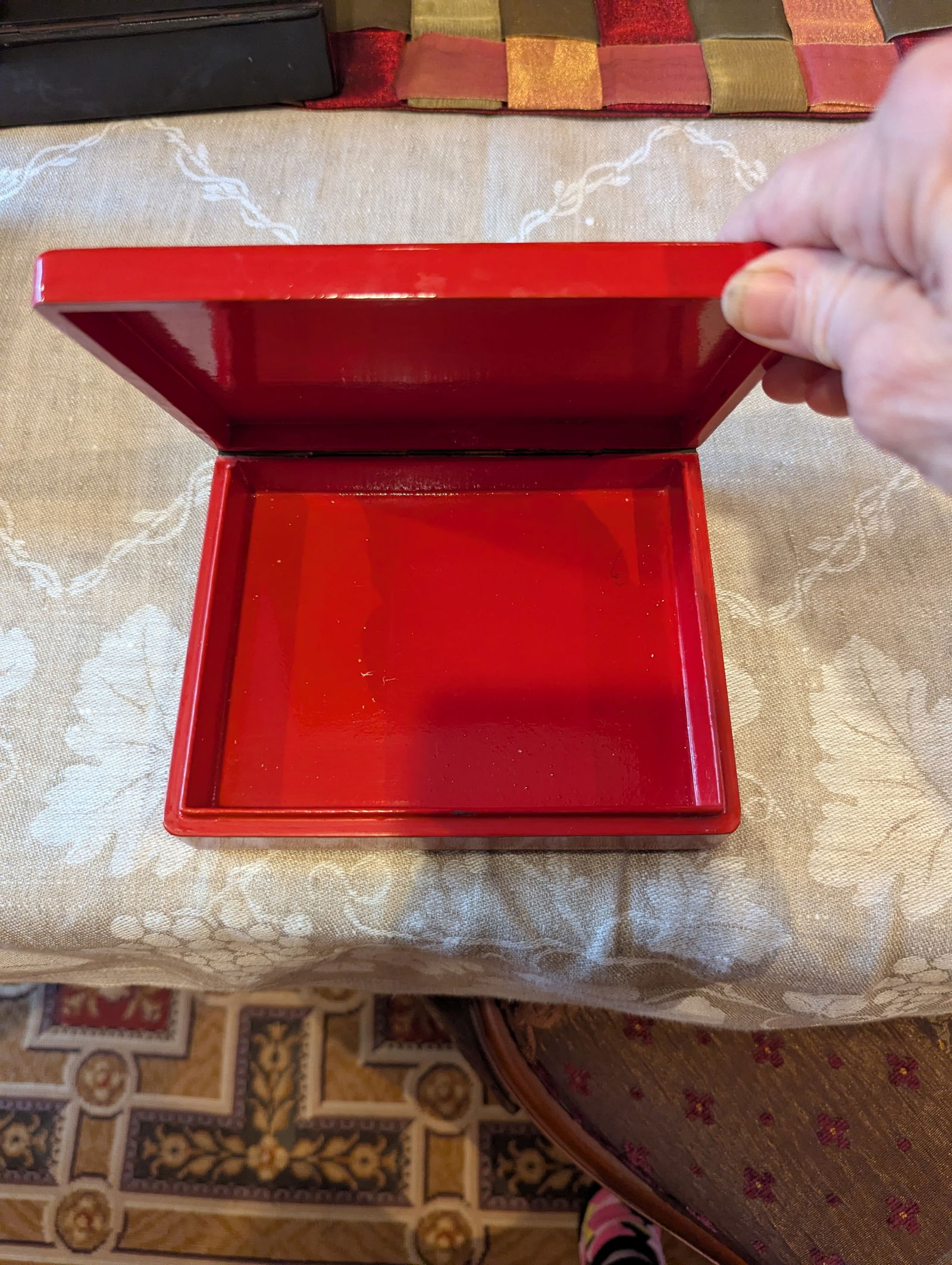 1980s Red Lacquered Fairytale Box of the Tale of Tsar Saltan" – Kholuy Lacquer Box - 2