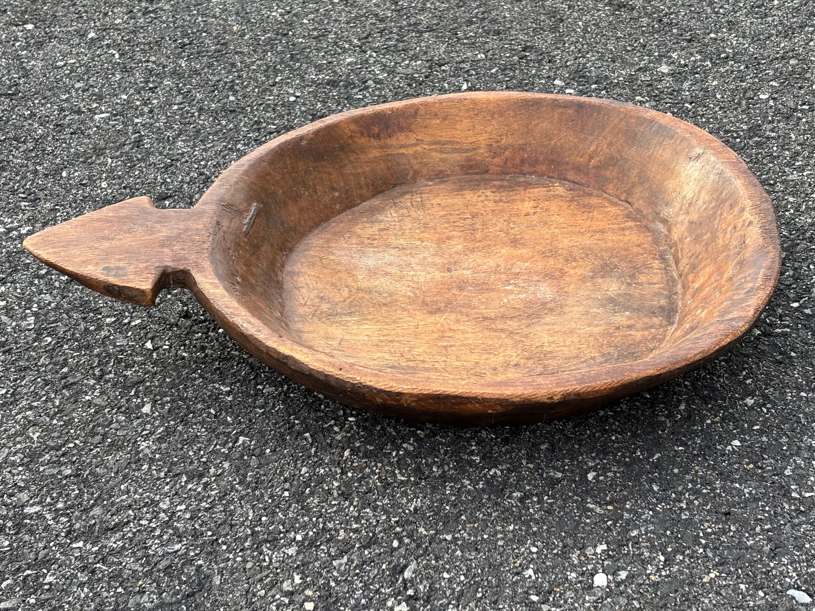 Large 19th C. Hand Carved Parat Indian Single Piece Wooden Dough Bowl - 7