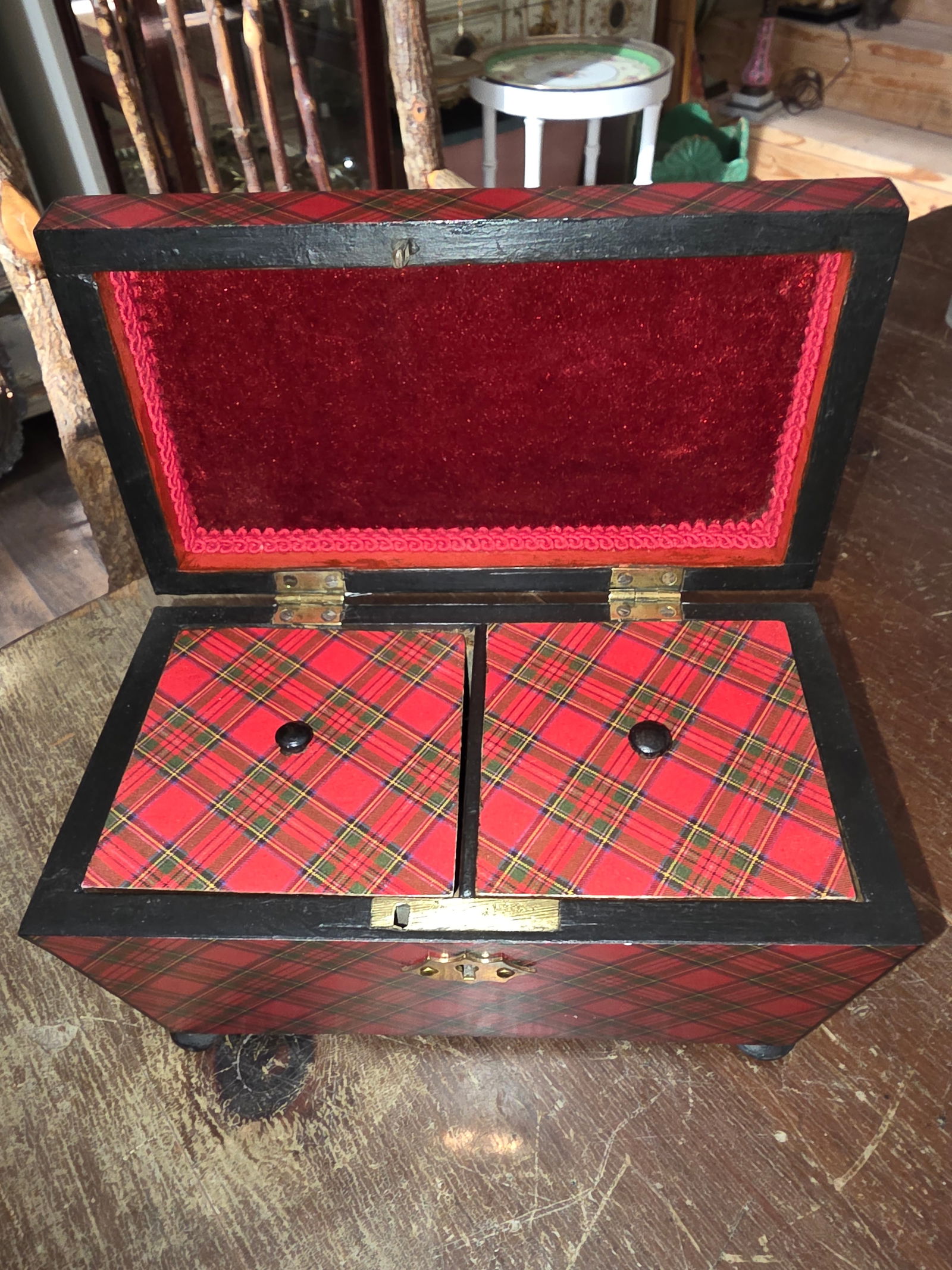 19th Century Tartan Ware Tea Caddy - 9