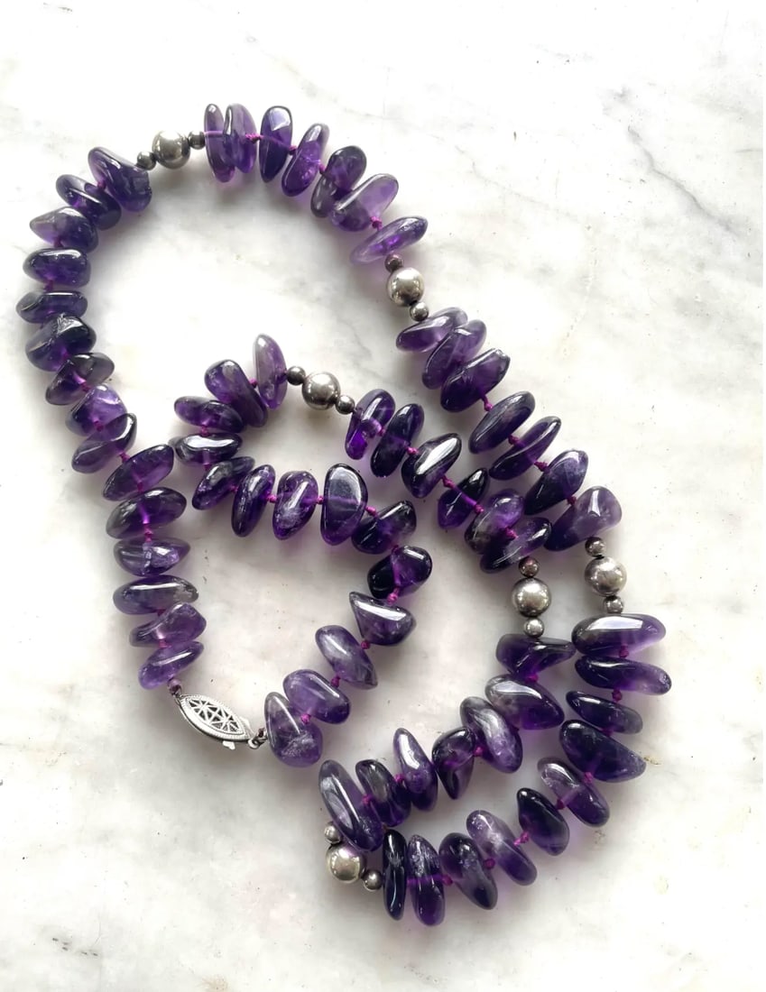 Vintage 1980s 18" Amethyst and Sterling Silver Hand Knotted Beaded Necklace - 2
