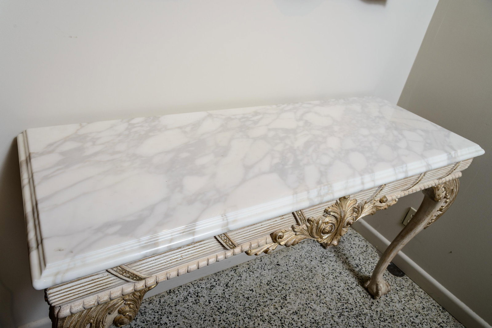 Marble Top Console With White Marble Top - 9