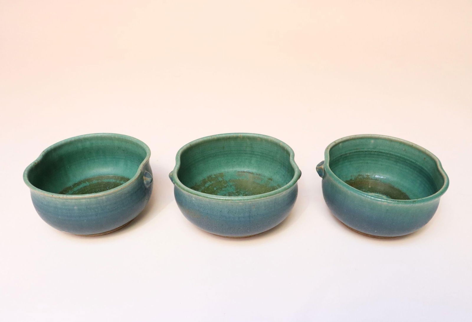 Set of Three Vintage Matte Teal Glaze Studio Ceramic Bowls by Deanna Nichols - 4