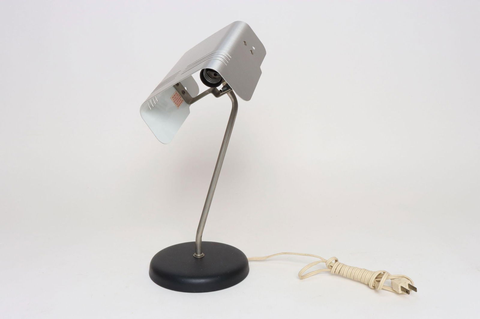Vintage Italian Aluminum Table Lamp With Swiveling Shade by Targetti Sankey - 4
