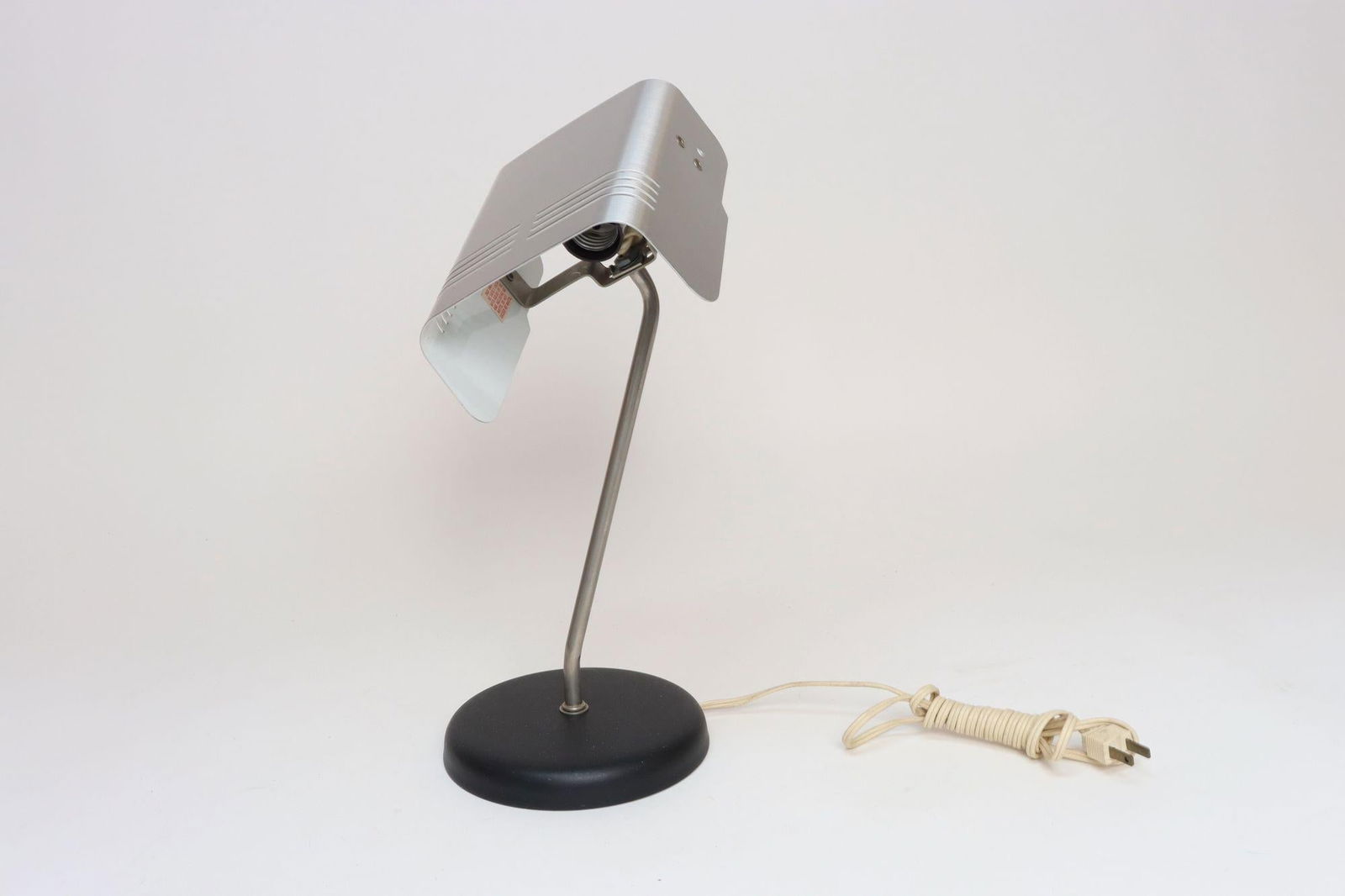 Vintage Italian Aluminum Table Lamp With Swiveling Shade by Targetti Sankey - 5