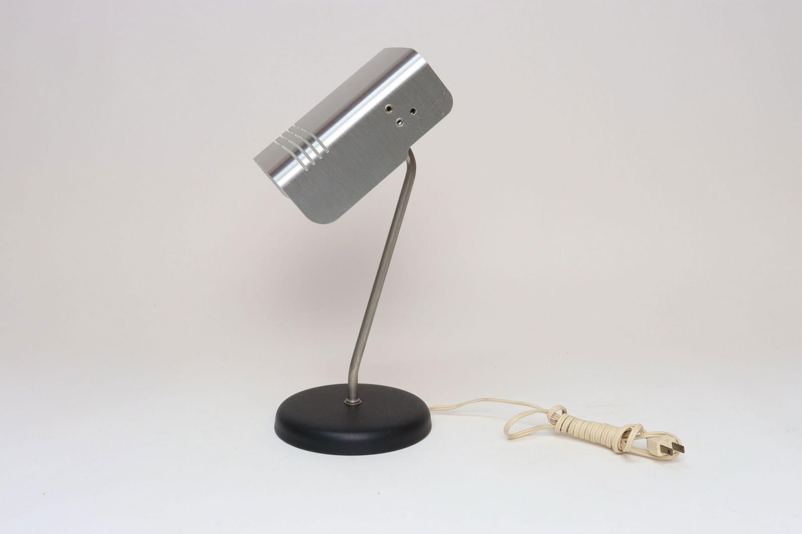 Vintage Italian Aluminum Table Lamp With Swiveling Shade by Targetti Sankey - 6