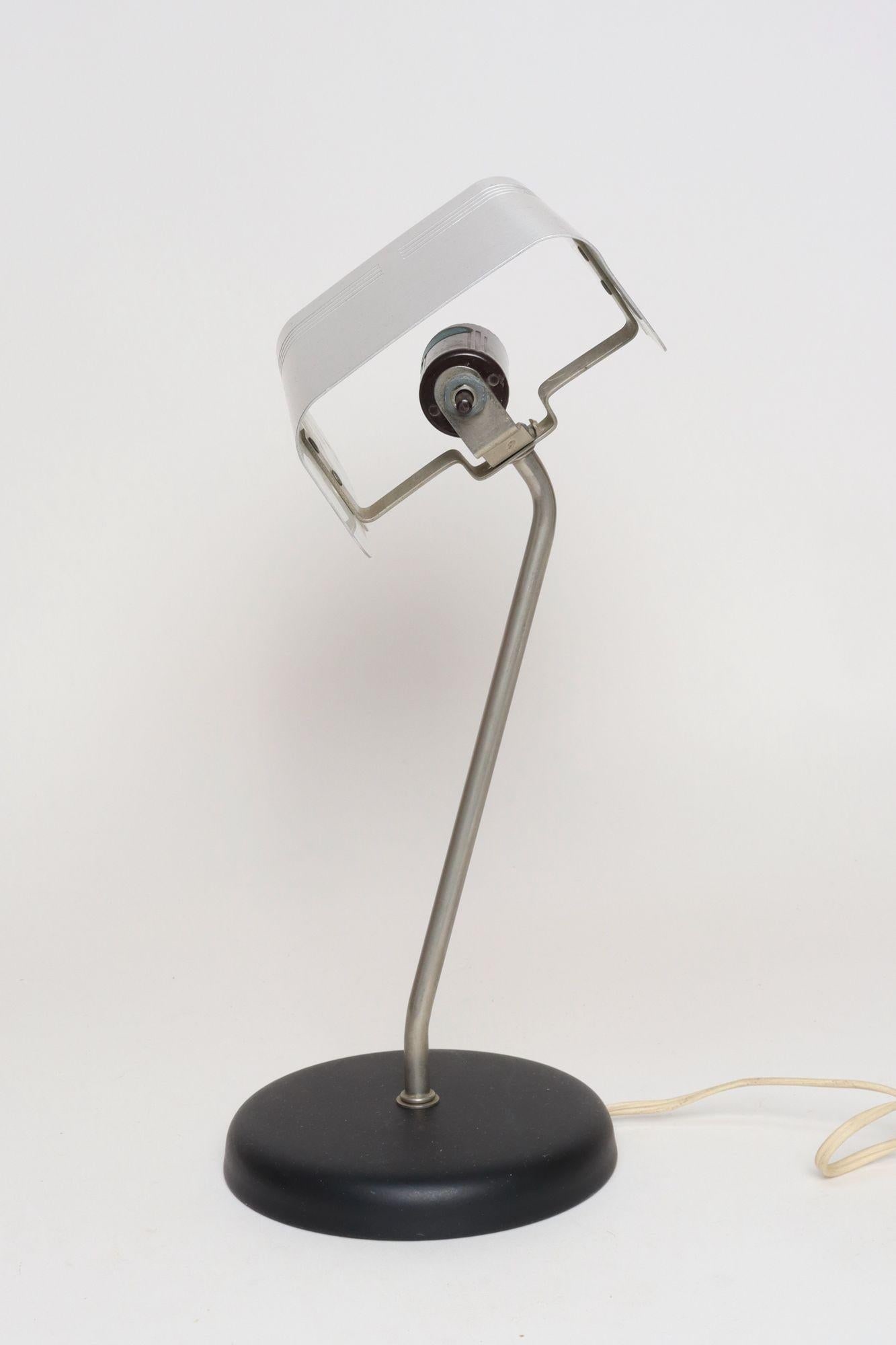 Vintage Italian Aluminum Table Lamp With Swiveling Shade by Targetti Sankey - 7