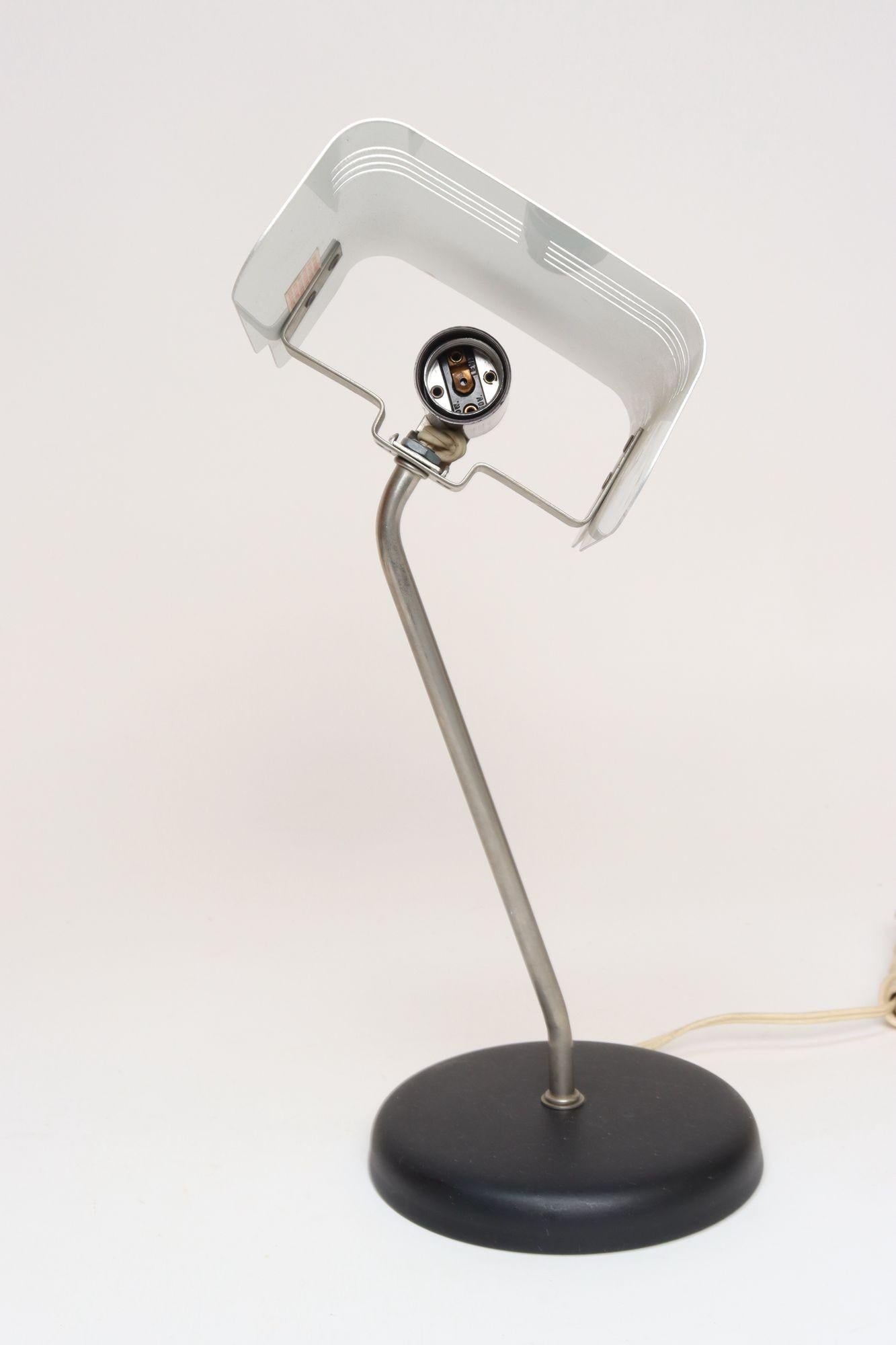 Vintage Italian Aluminum Table Lamp With Swiveling Shade by Targetti Sankey - 9