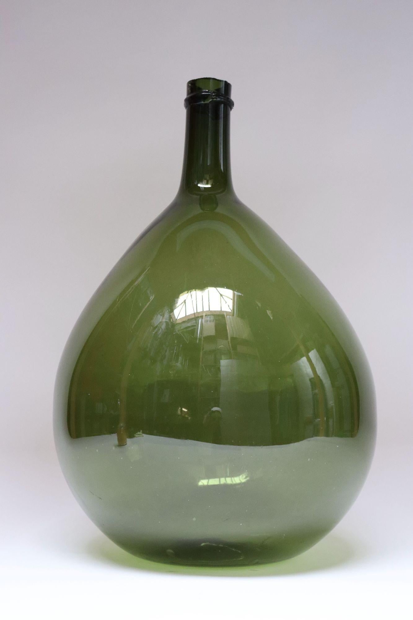 Vintage Italian Green Blown Glass Bulbous Form Demijohn Carboy - 2
