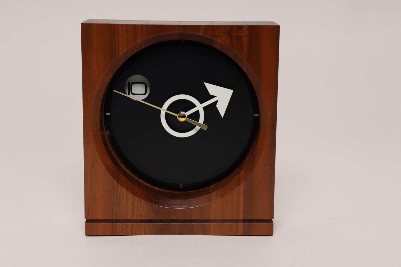 Vintage American Modernist Staved Walnut Square Wall Clock With Date Window - 2