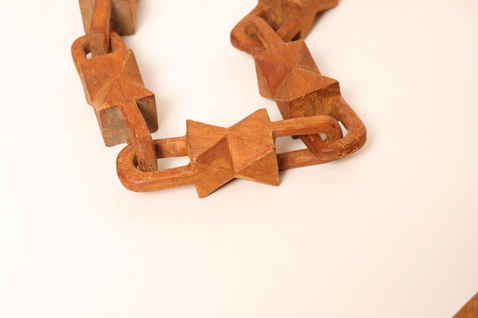 Vintage Folk Art Hand-Carved Bow Tie Whimsy Chain - 10