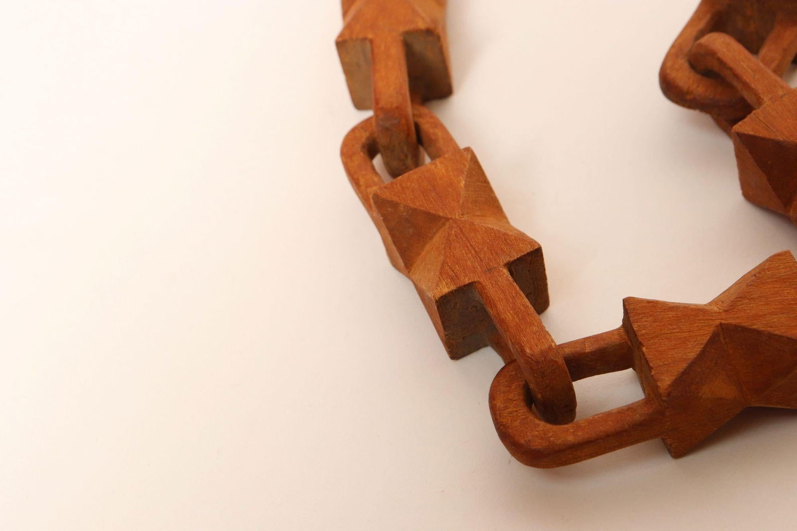 Vintage Folk Art Hand-Carved Bow Tie Whimsy Chain - 12