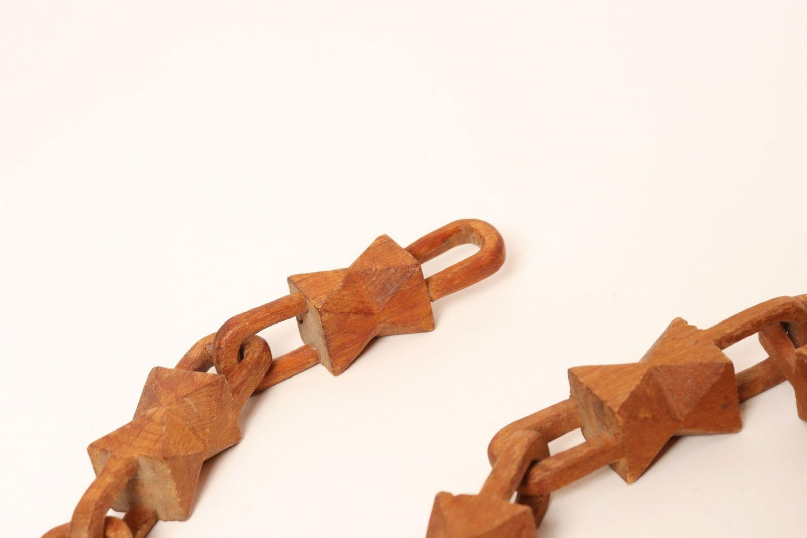 Vintage Folk Art Hand-Carved Bow Tie Whimsy Chain - 9