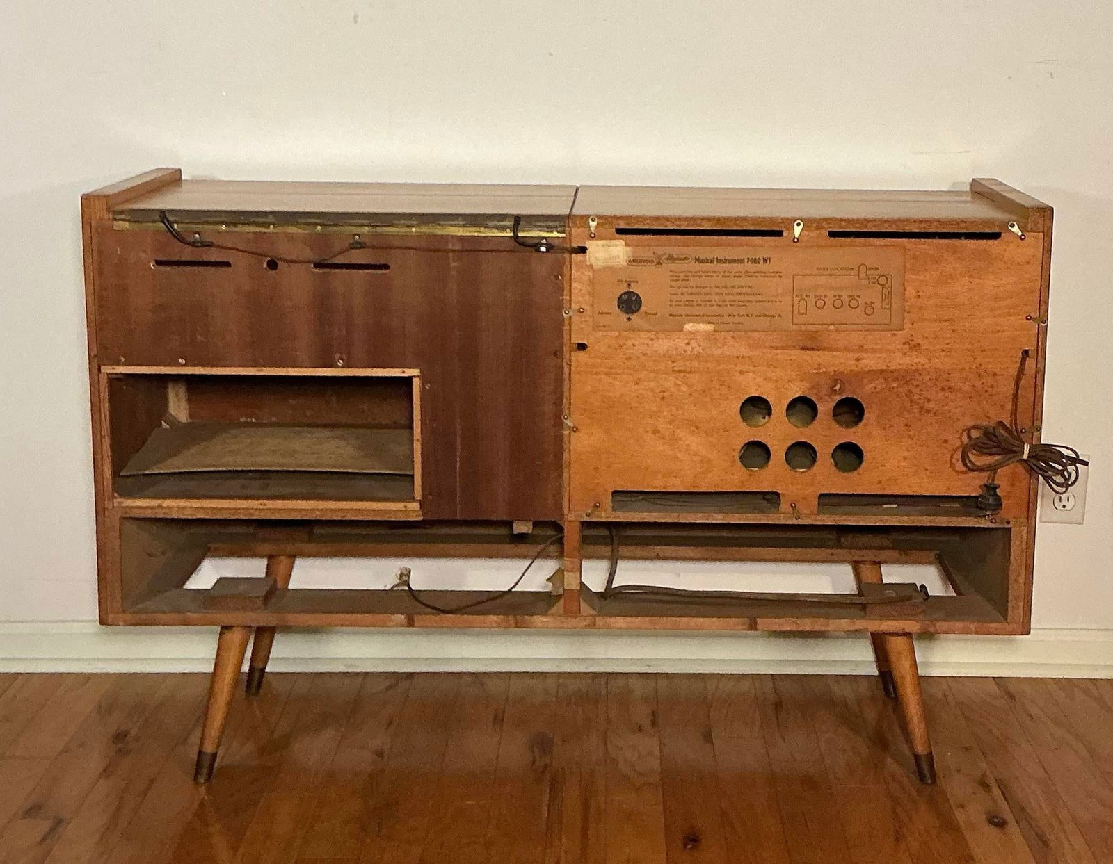 Mid-Century German Grundig Majestic 7080 Wf Stereo Console Radio, Circa 1955-1957 - 5