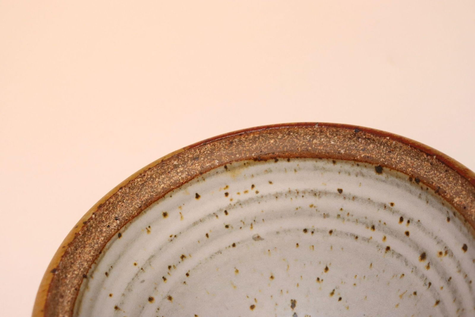 Mid-Century Modern Ochre Studio Pottery Bowl With Lid by Deanna Nichols - 16