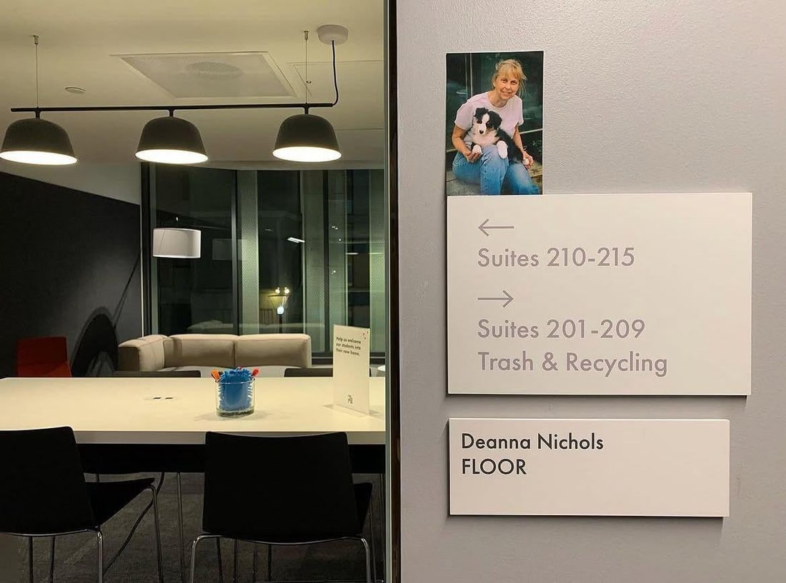 Mid-Century Modern Ochre Studio Pottery Bowl With Lid by Deanna Nichols - 18