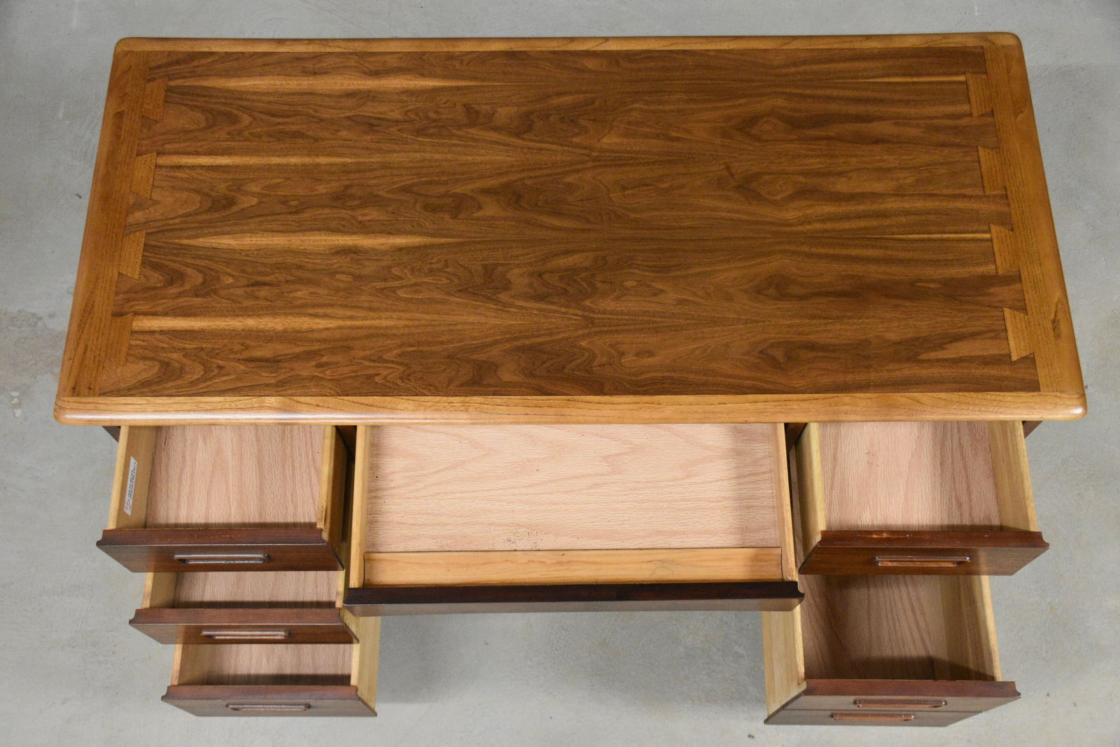 1960s Lane Acclaim Walnut Mid Century Desk - 7