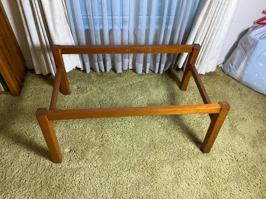 Vintage Mid-Century Modern Teak "Surfboard" Style Oblong Coffee Table With Raised Edge, Scandinavian - 7