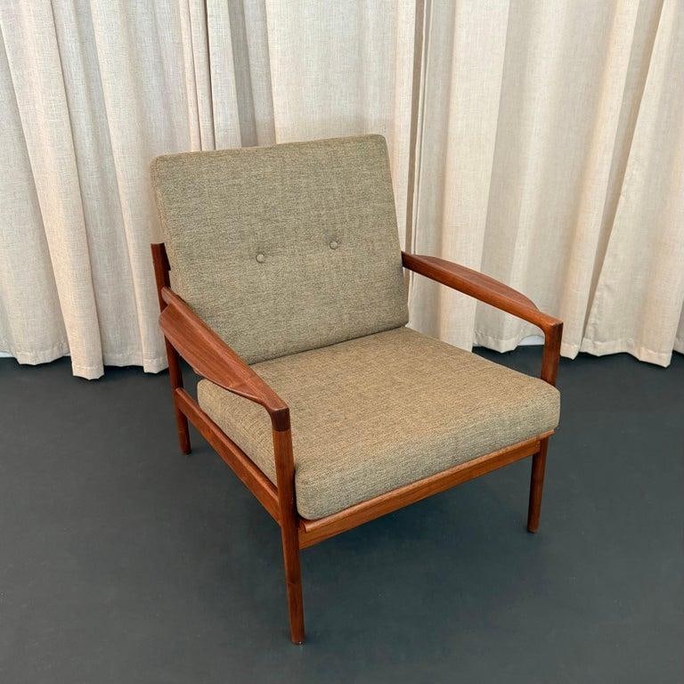 Scandinavian Modern Teak Lounge Chair by Ib Kofod-Larsen for Selig - 8