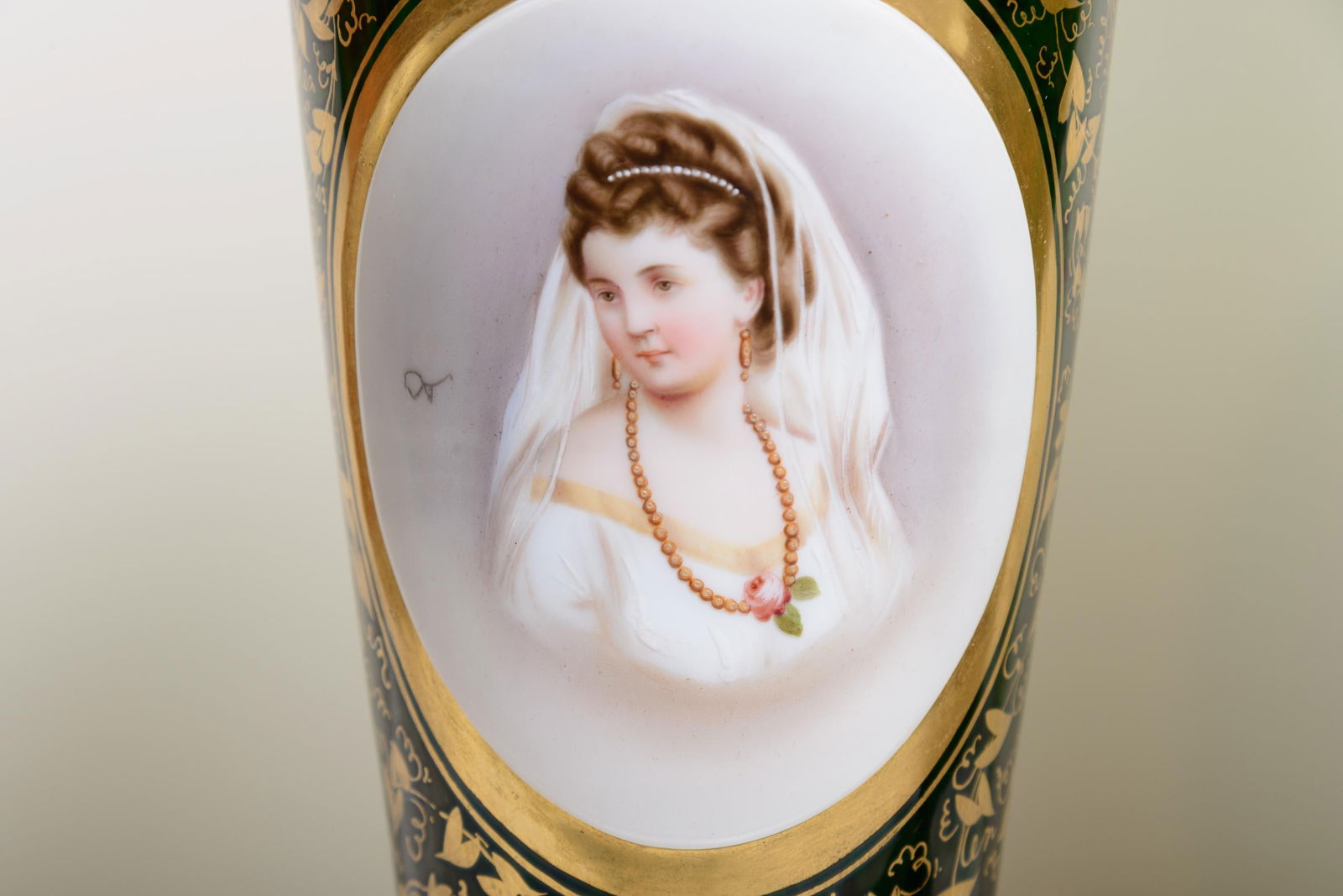 Bohemian Green Glass With Painted Decoration Vases-a Pair - 4